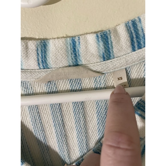 Soft Surroundings Blue Striped Briza Top Tunic XS Pockets Pullover 3D Knit Beach - Picture 6 of 7